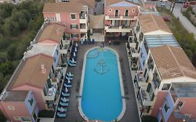 Captain Stavros Hotel